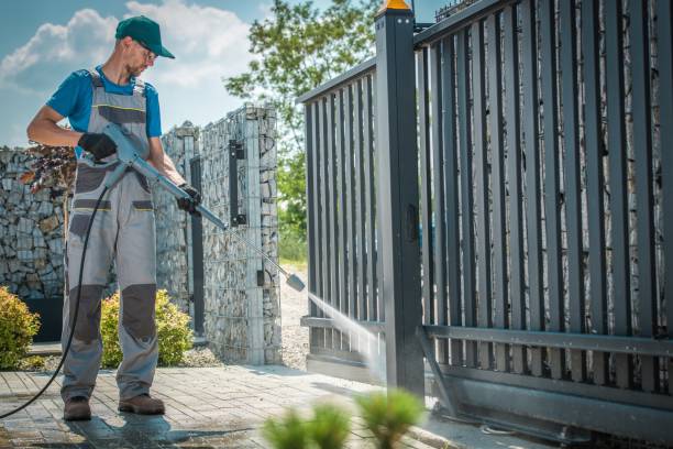 Best Graffiti Removal  in Canastota, NY