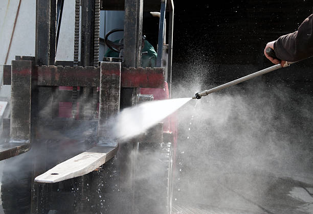 Best Oil Spill Cleanup  in Canastota, NY